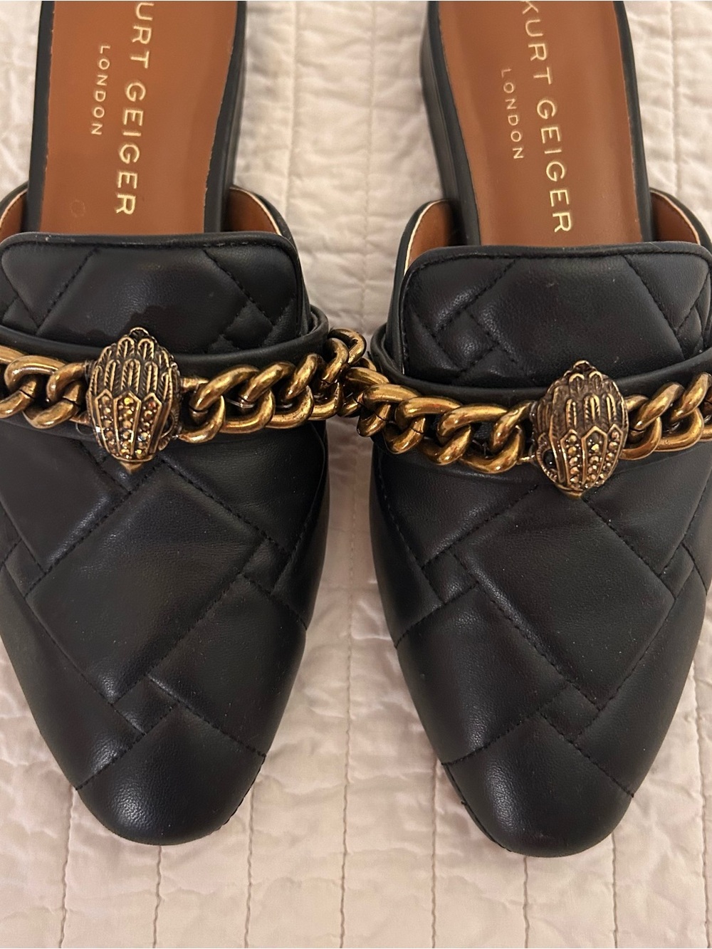 Kurt Geiger Black Quilted Leather Mules with Gold Chain - Picture 2 of 7